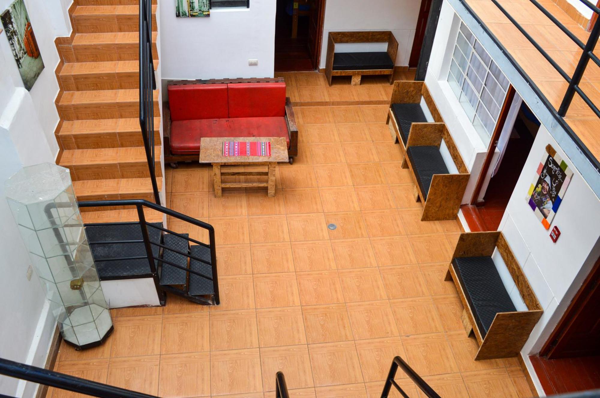Peru Hostel Inn Plaza Cusco Exterior photo